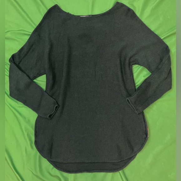 Michael by Michael Kors Green Long Sleeve Sweater size Medium - Picture 3 of 9